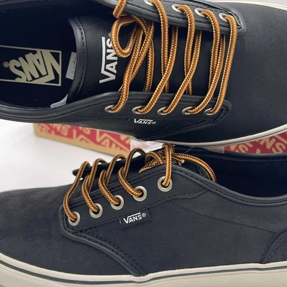 Vans WMNS Black Sneakers Classic Low-Top Design Atwood (Leather)BIck/Marshmallow - Picture 15 of 16